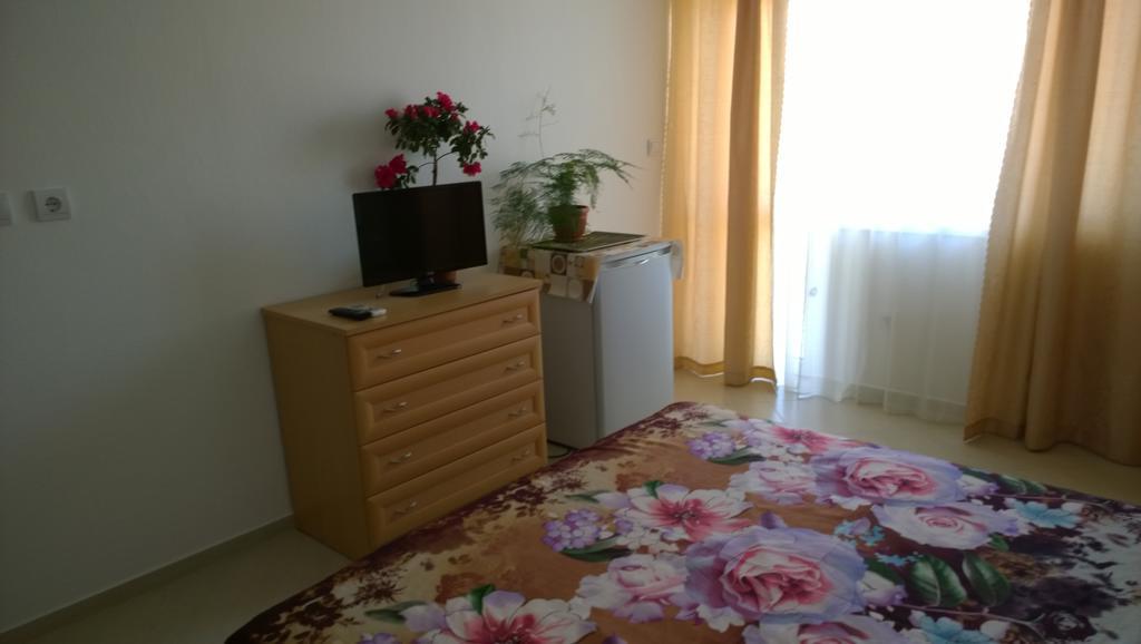 House Of Flowers Hotell Akhtopol Rom bilde